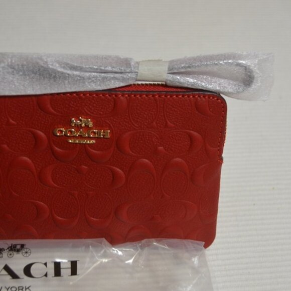 COACH Wallets and Wristlets - Picture 5 of 5